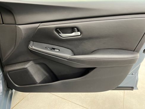 Used 2024 Nissan Sentra SV FWD image 28