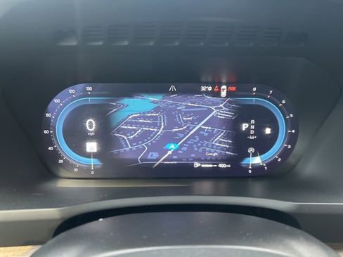 Used 2025 Volvo XC90 B5 Plus image 20