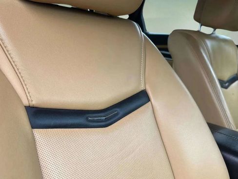 Used 2014 Cadillac XTS Luxury image 27