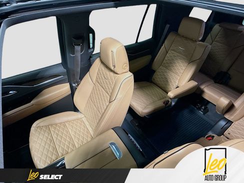 Used 2023 Cadillac Escalade Sport w/ LPO, ONYX Package AWD/4WD image 26