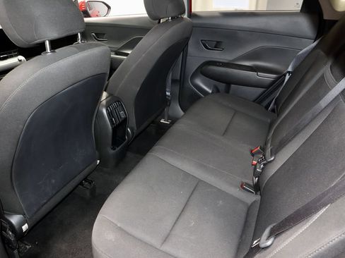 Used 2024 Hyundai Kona SEL FWD image 19