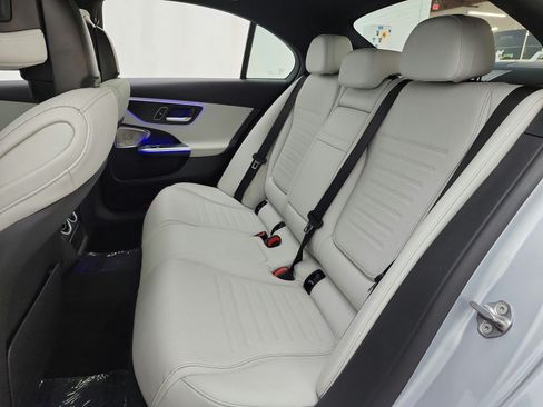 Used 2022 Mercedes-Benz C 300 Sedan image 11