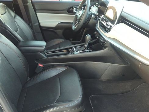 Used 2024 Jeep Compass Limited w/ Elite Group image 26