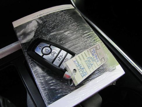 Used 2022 Ford F150 Lariat image 43