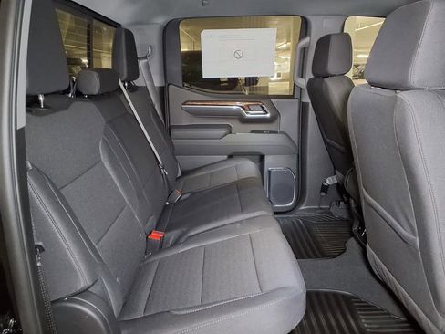 New 2026 GMC Sierra 1500 SLE w/ Preferred Package AWD/4WD image 7