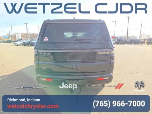 New 2026 Jeep Grand Wagoneer Limited AWD/4WD image 6