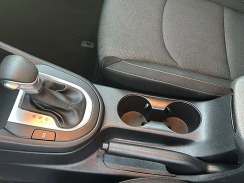 Used 2024 Kia Forte LXS image 21