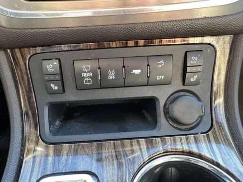 Used 2013 GMC Acadia Denali AWD/4WD image 35