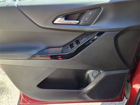 New 2026 Chevrolet Equinox LT w/ Convenience Package II image 24