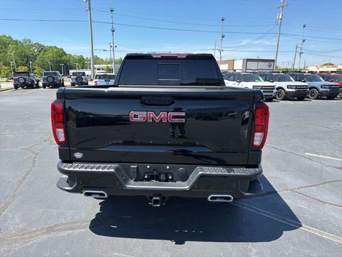 Used 2025 GMC Sierra 1500 Elevation w/ Elevation Premium Package AWD/4WD image 6