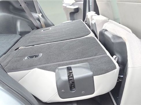 Used 2016 Honda CR-V Touring image 21