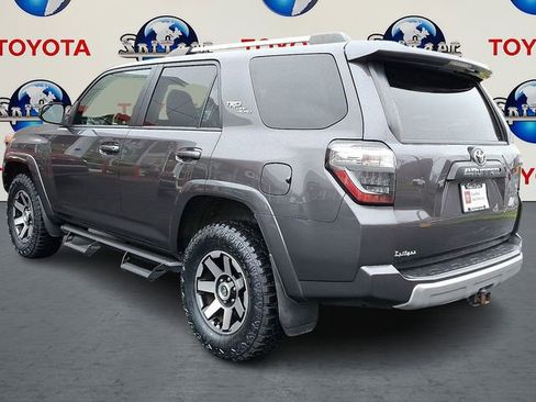 Certified 2018 Toyota 4Runner TRD Off-Road image 5