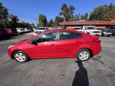 Used 2016 Kia Forte LX FWD image 8