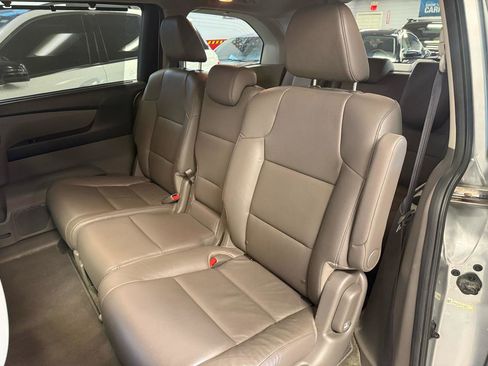 Used 2015 Honda Odyssey EX-L image 34