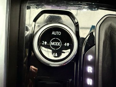 Used 2024 Chevrolet Colorado Trail Boss image 35