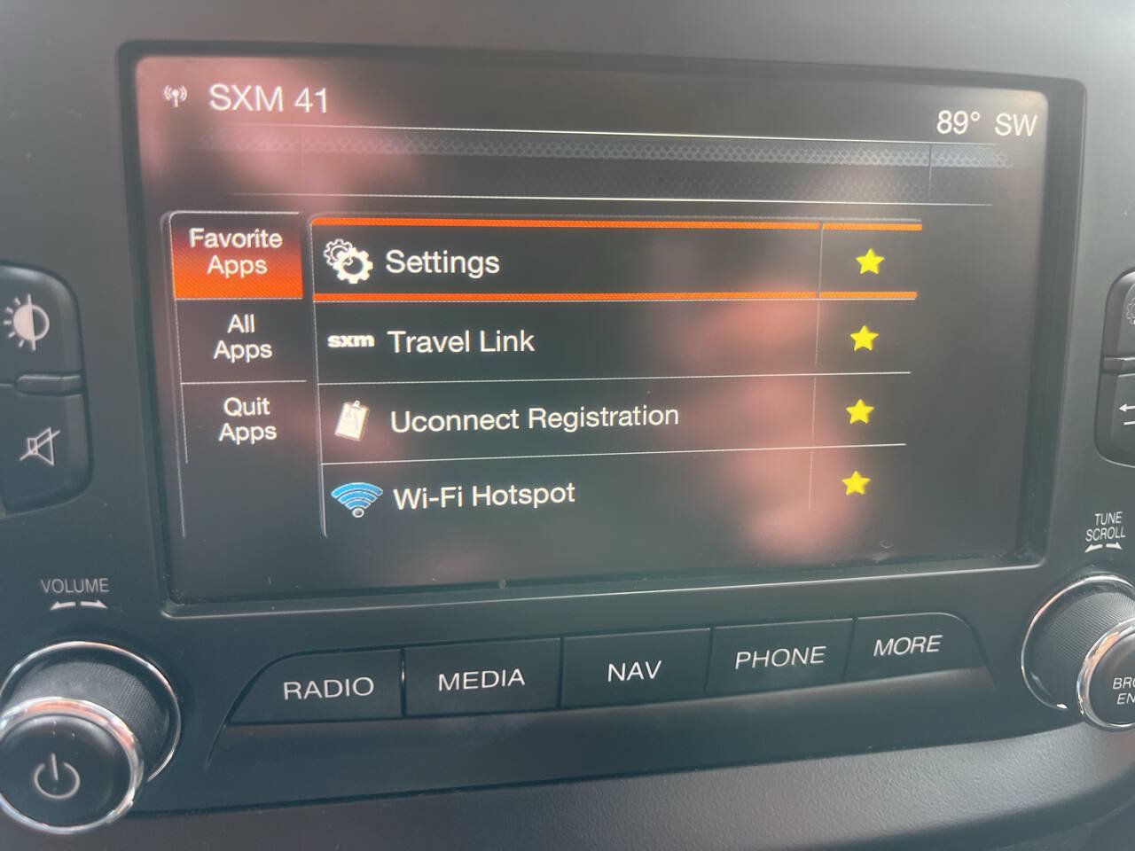 Used 2015 Jeep Renegade Latitude AWD/4WD image 25