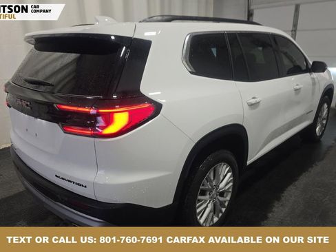 Used 2024 GMC Acadia Elevation image 10