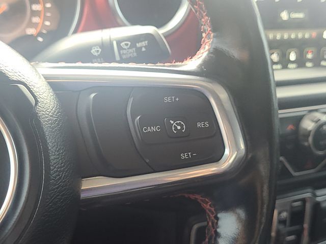 Used 2023 Jeep Gladiator Rubicon w/ Cold Weather Group AWD/4WD image 18