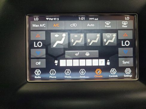 Used 2018 Jeep Grand Cherokee Limited w/ Trailer Tow Group IV RWD image 25