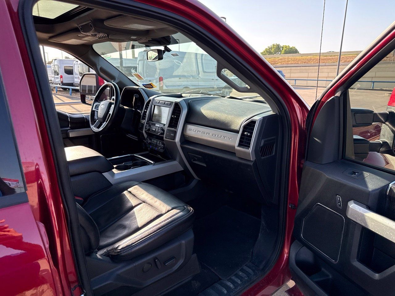 Used 2020 Ford F450 Lariat w/ Lariat Ultimate Package AWD/4WD image 13