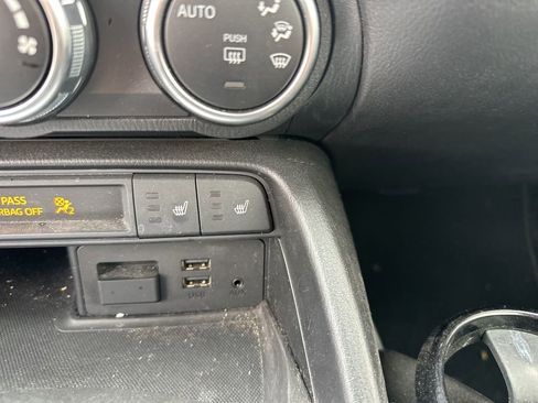 Used 2017 MAZDA MX-5 Miata RF Grand Touring image 17