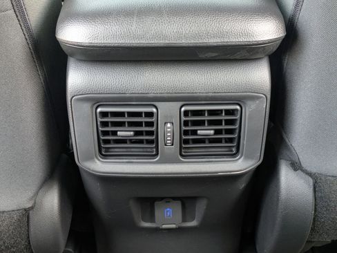 Used 2023 Toyota RAV4 LE AWD/4WD image 16