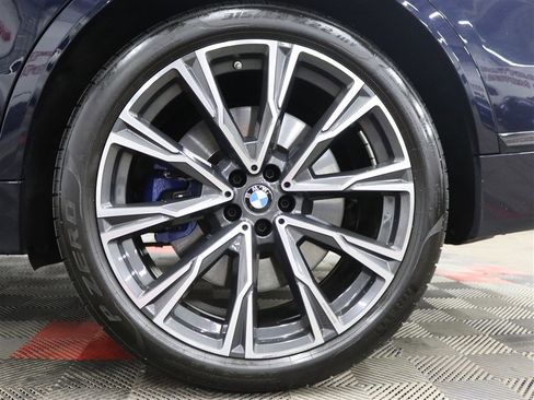 Used 2022 BMW X7 M50i AWD/4WD image 38