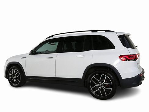 Used 2022 Mercedes-Benz EQB 300 4MATIC image 5