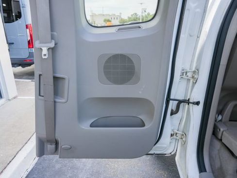 Used 2007 Toyota Tacoma PreRunner RWD image 34
