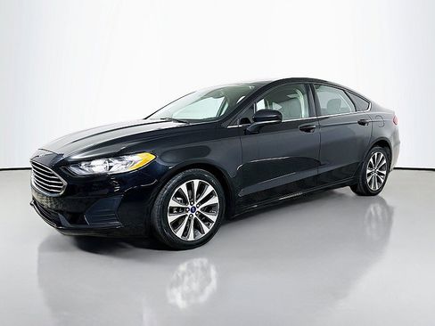 Used 2020 Ford Fusion SE AWD/4WD image 3