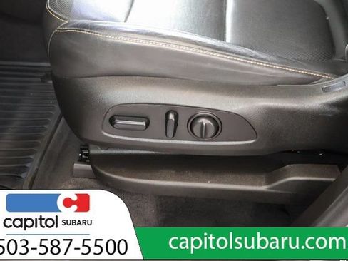 Used 2021 Chevrolet Traverse Premier AWD/4WD image 14