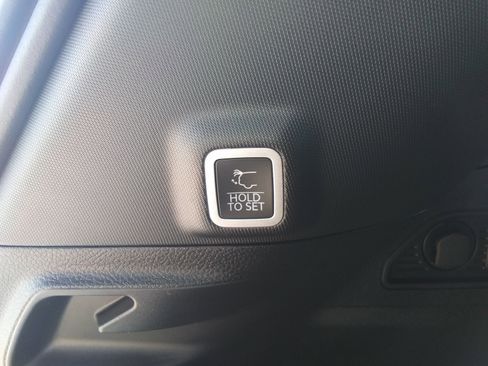 New 2026 Jeep Grand Cherokee Limited AWD/4WD image 9