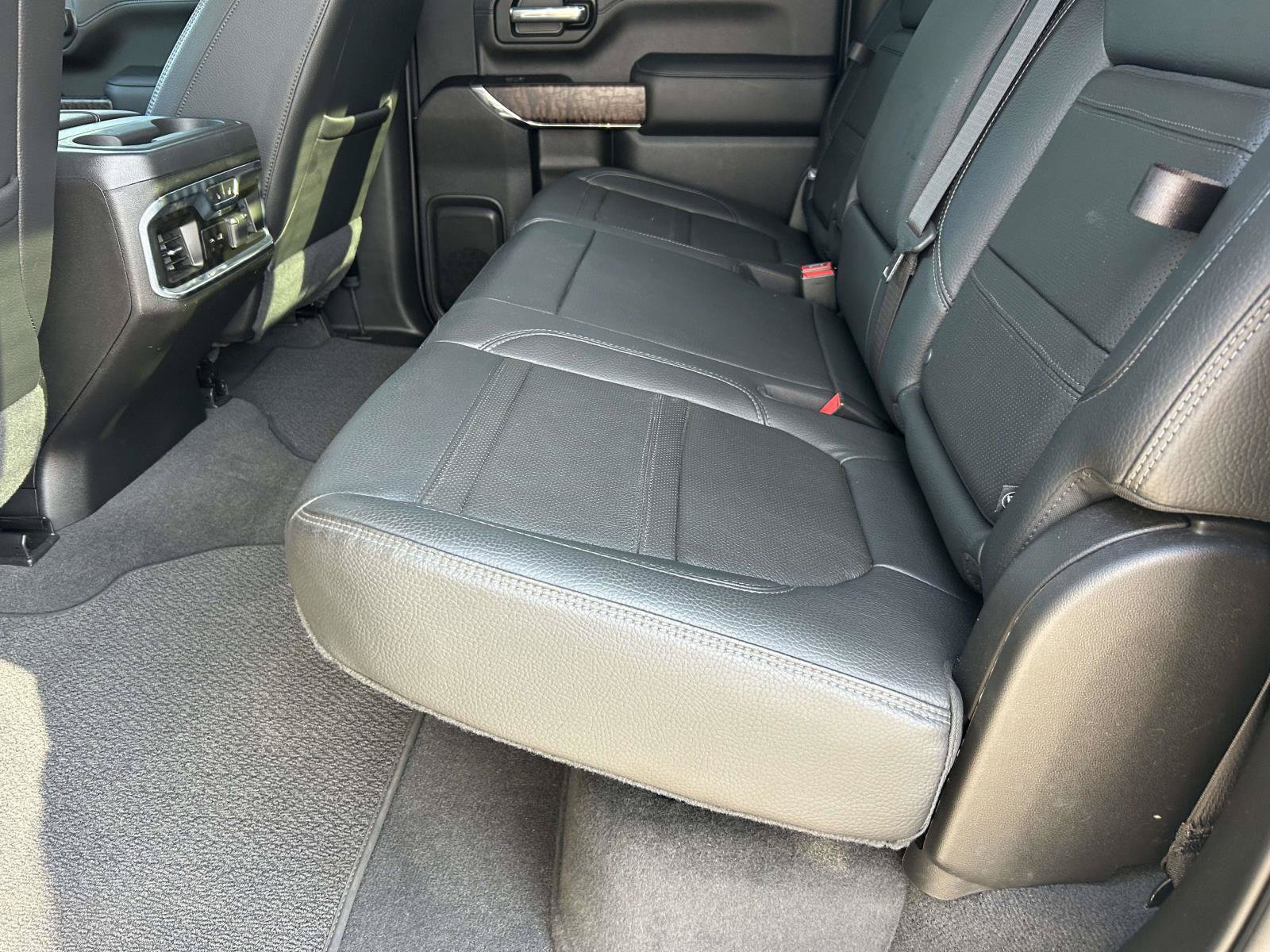 Used 2023 GMC Sierra 2500 Denali w/ Denali Ultimate Package AWD/4WD image 16