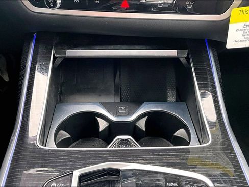 Used 2025 BMW X7 xDrive40i w/ M Sport Package image 26