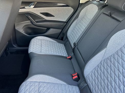 New 2026 Volkswagen Tiguan S image 10