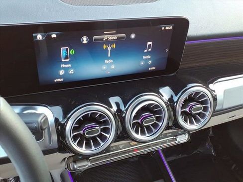 Certified 2026 Mercedes-Benz GLB 250 image 5