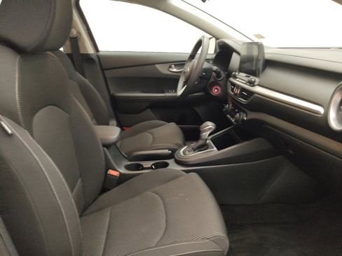 Used 2019 Kia Forte LXS FWD image 21