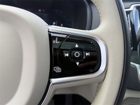 Certified 2023 Volvo XC90 B6 Ultimate w/ Protection Package Premier image 21