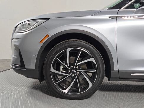 Certified 2023 Lincoln Corsair Reserve w/ Equipment Group 202A AWD/4WD image 9