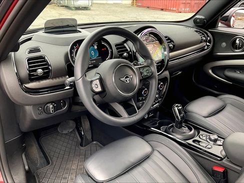 Used 2024 MINI Cooper Clubman S image 17