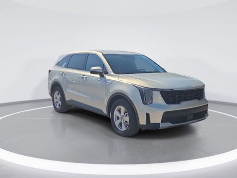 New 2026 Kia Sorento LX FWD image 2