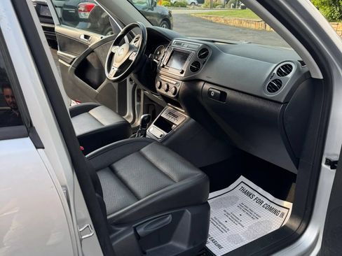 Used 2017 Volkswagen Tiguan S AWD/4WD image 29