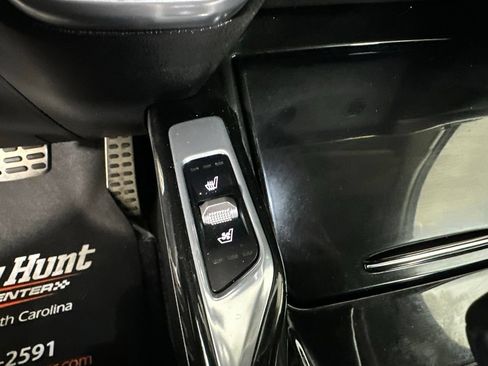 Used 2023 Kia Sorento SX AWD/4WD image 25