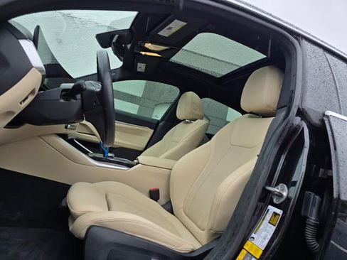 Used 2023 BMW i4 eDrive35 w/ Premium Package image 18