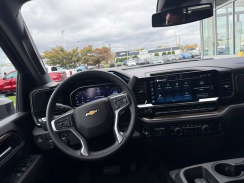 Used 2025 Chevrolet Silverado 2500 LT w/ All Star Edition image 2