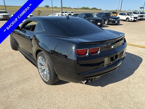 Used 2010 Chevrolet Camaro SS w/ RS Package RWD image 4