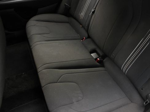 Used 2025 Hyundai Elantra Sport FWD image 19