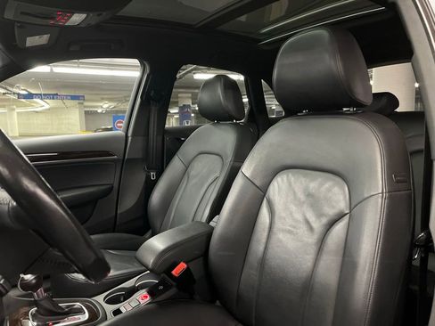 Used 2018 Audi Q3 2.0T Premium Plus w/ Premium Plus Package image 17