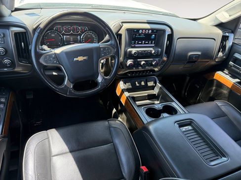 Used 2018 Chevrolet Silverado 2500 High Country w/ Duramax Plus Package AWD/4WD image 15