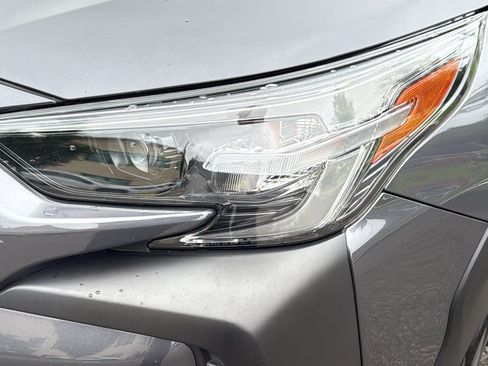 Used 2025 Subaru Outback Onyx Edition AWD/4WD image 7